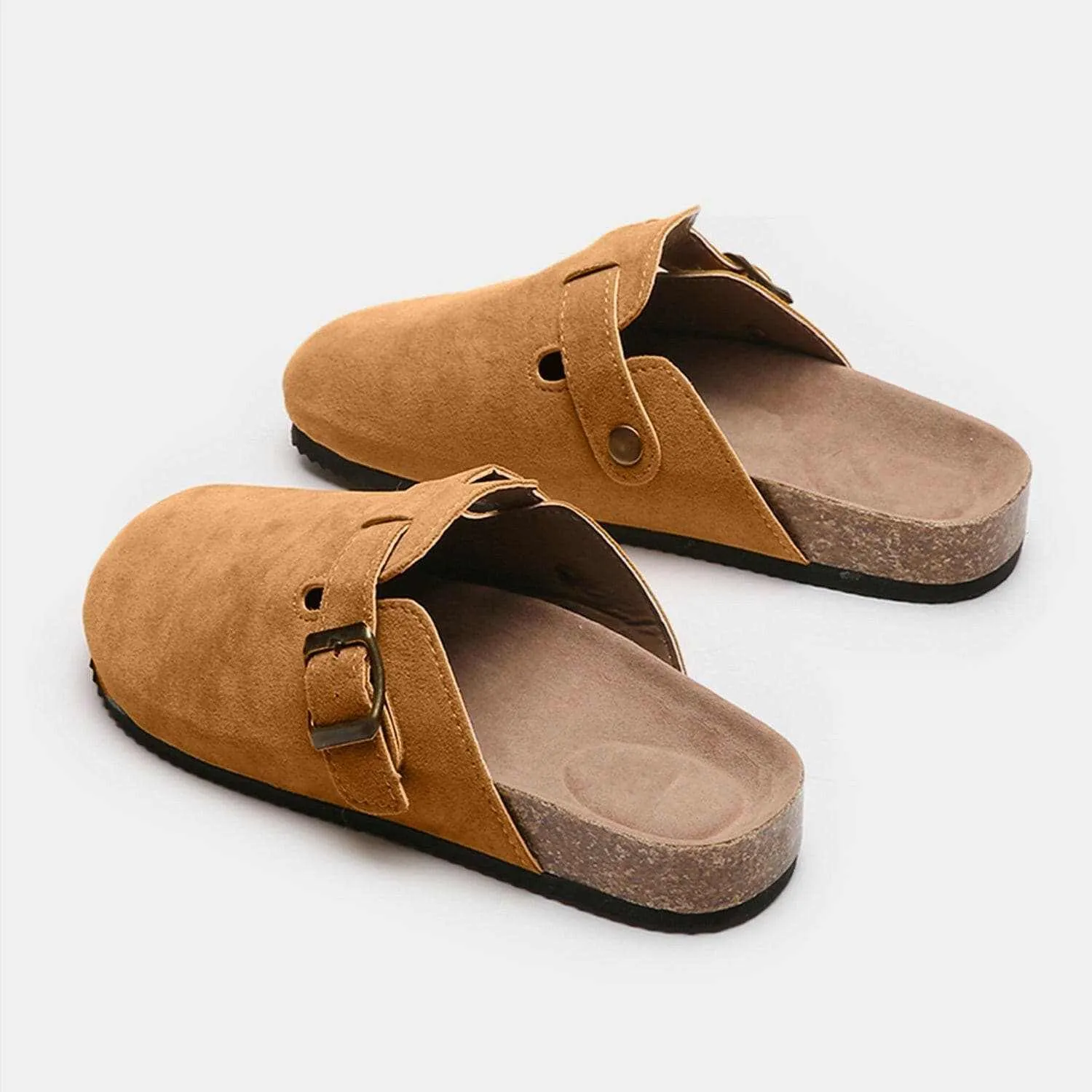Chic suede closed-toe buckle sandals