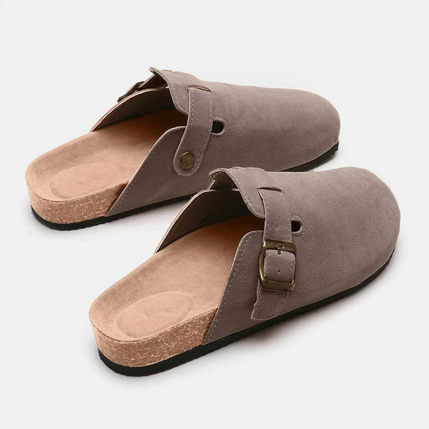 Chic suede closed-toe buckle sandals